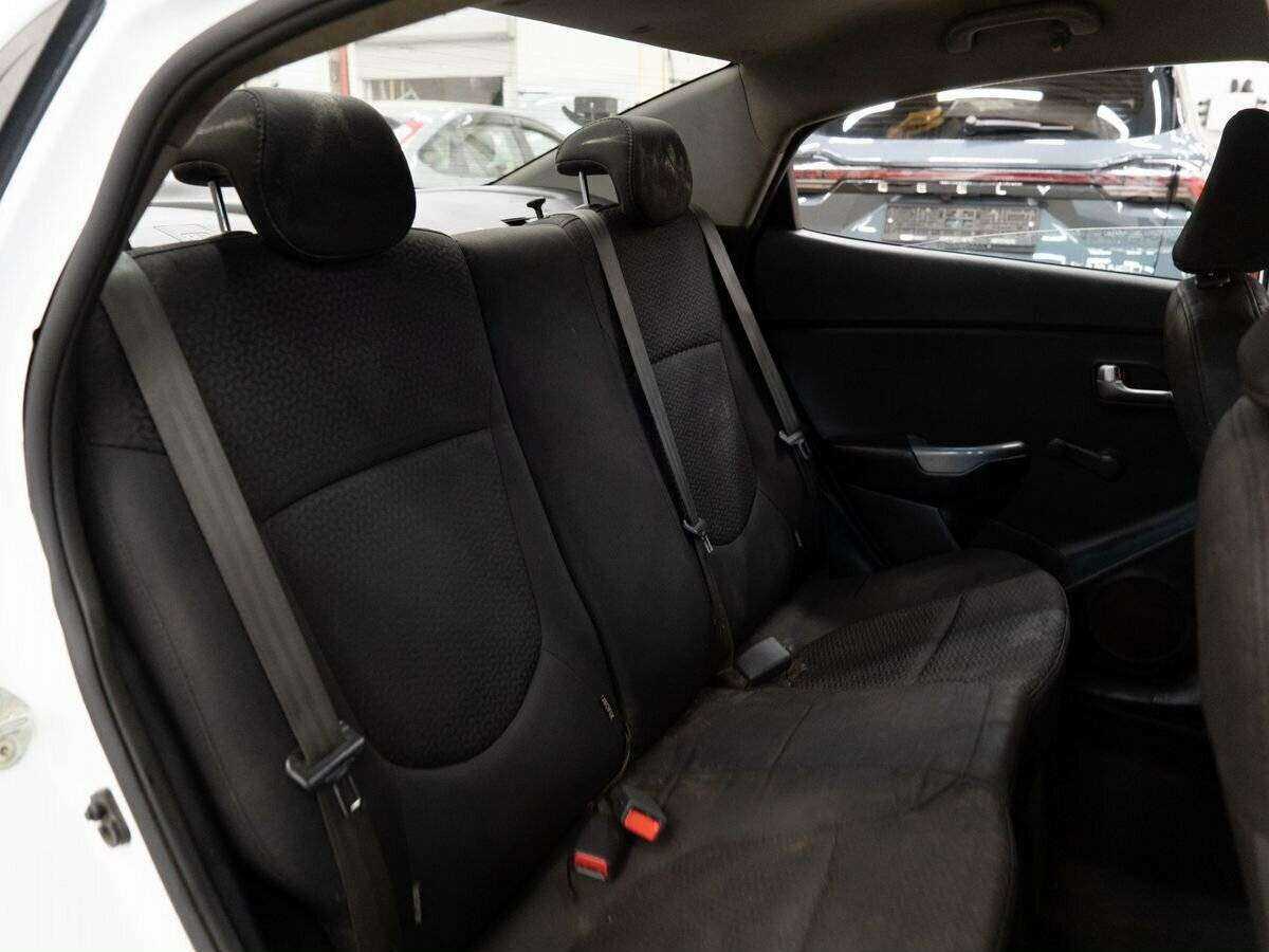 Б/У Киа Рио 2016 года. Фото: #7