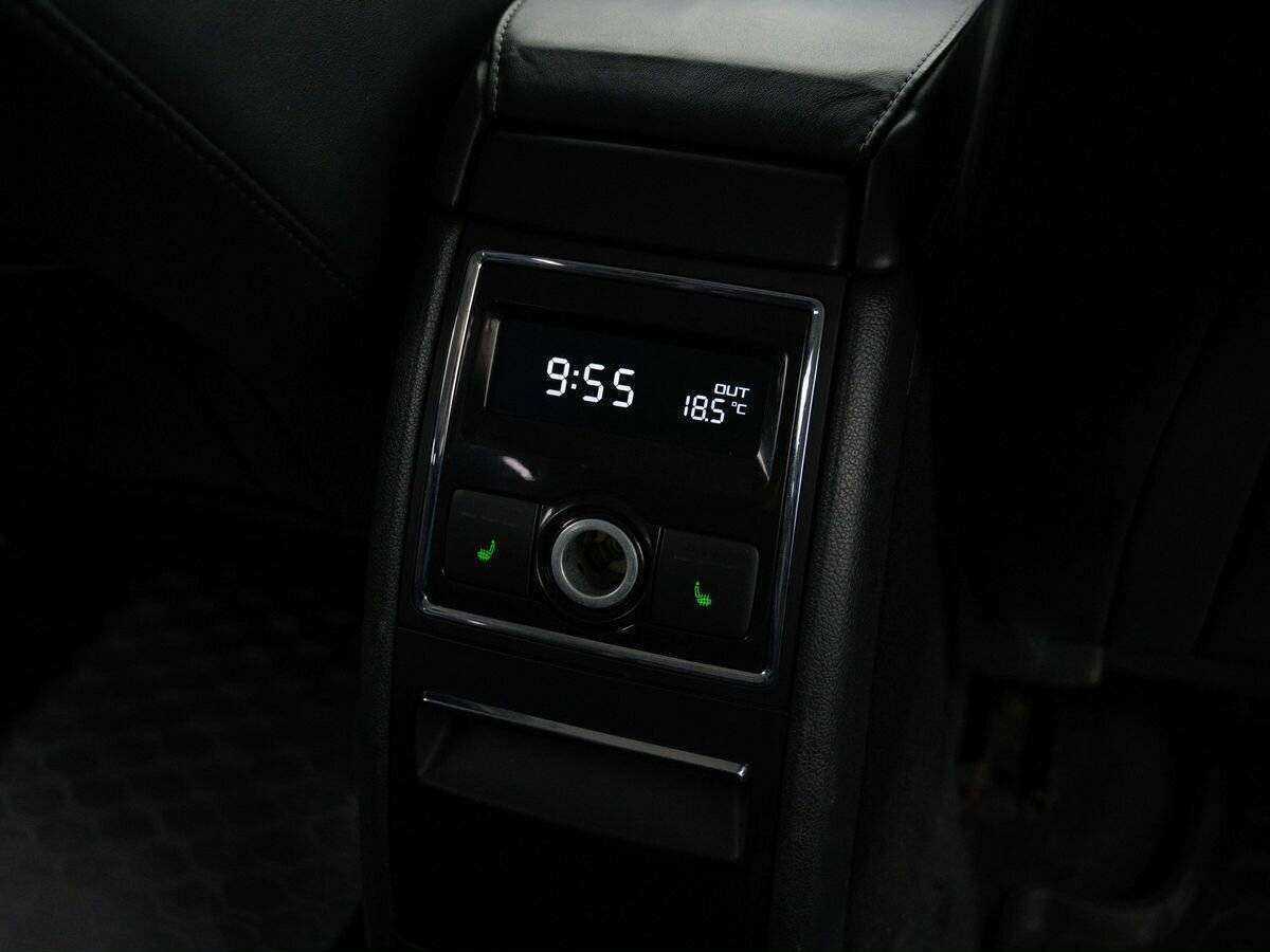 Б/У Шкода Суперб 2014 года. Фото: #9