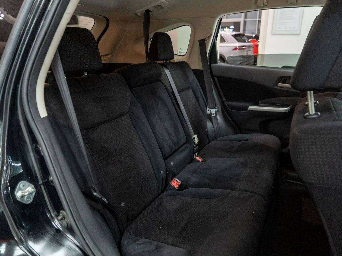 Б/У Хонда ЦР-В 2013 года. Фото: #8