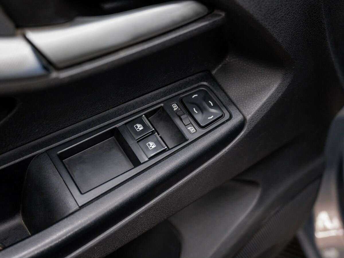 Б/У Лада (ВАЗ) Веста 2015 года. Фото: #14