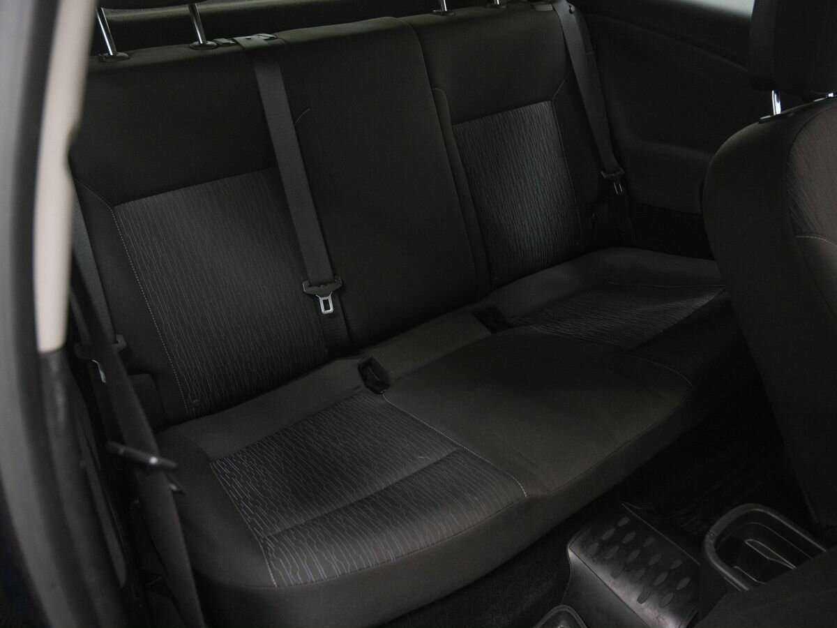 Б/У Опель Астра 2013 года. Фото: #7