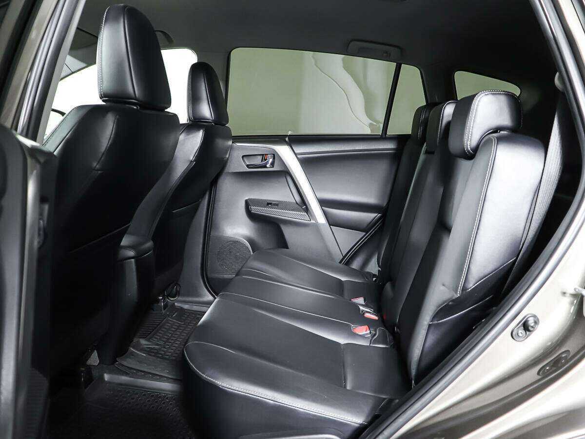 Б/У Тойота Рав4 2013 года. Фото: #9