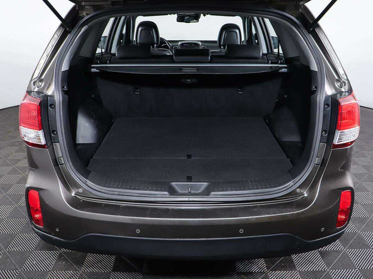 Б/У Киа Соренто 2017 года. Фото: #8