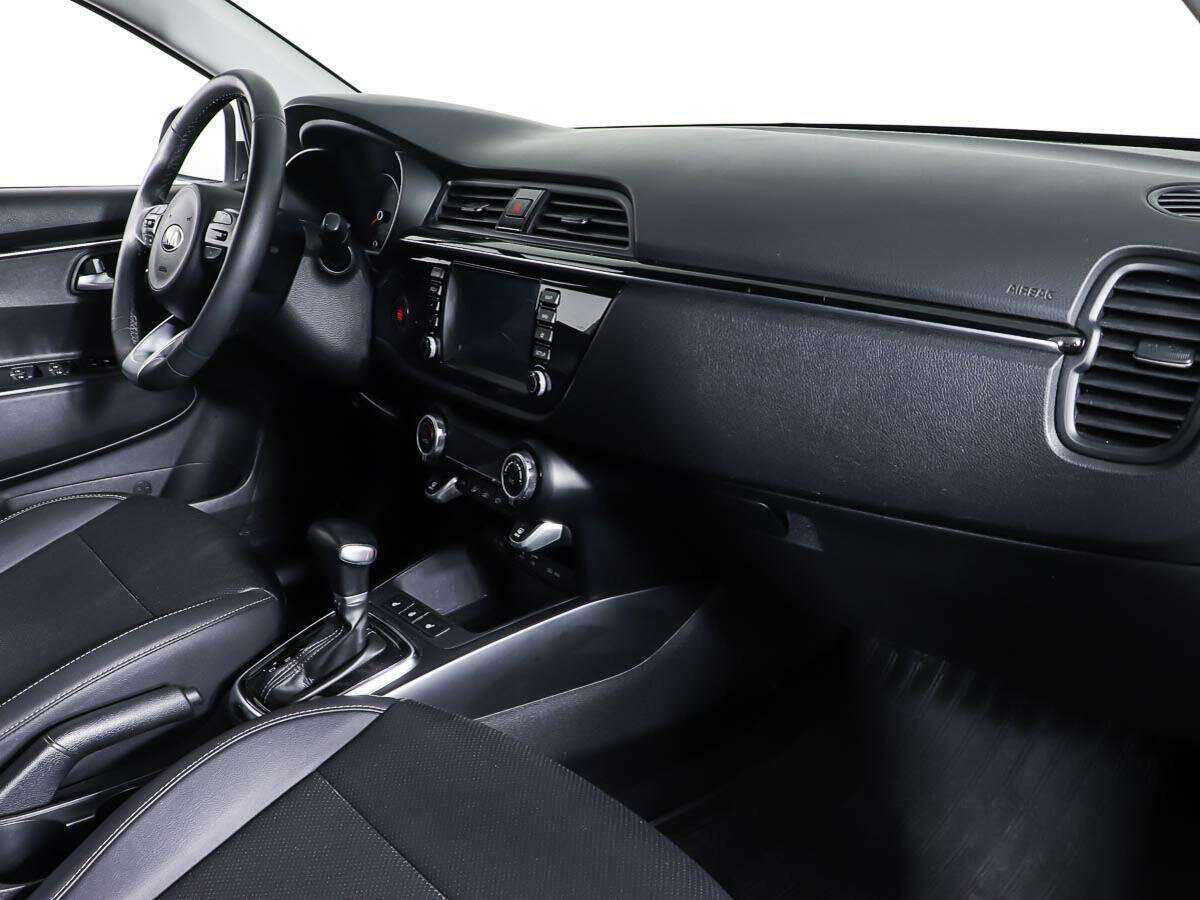 Б/У Киа Рио 2017 года. Фото: #8