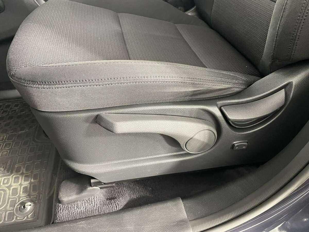 Б/У Хендай Санта Фе 2015 года. Фото: #9