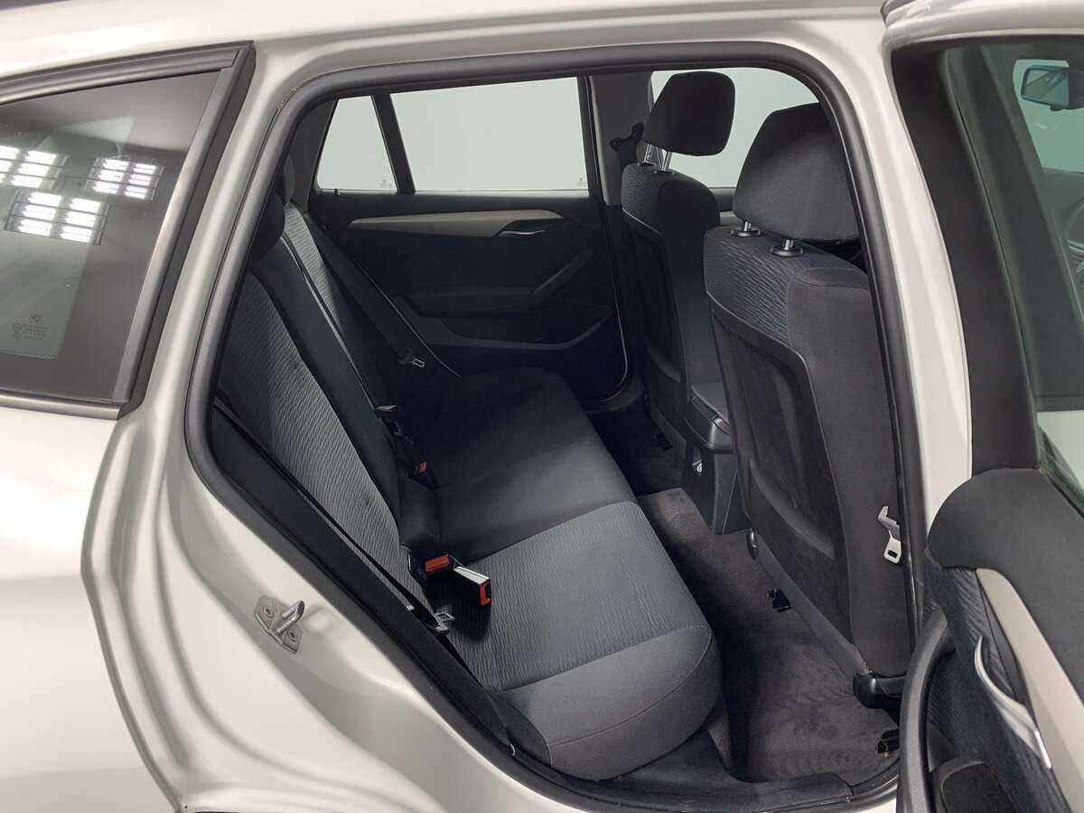 Б/У БМВ Икс1 2013 года. Фото: #13