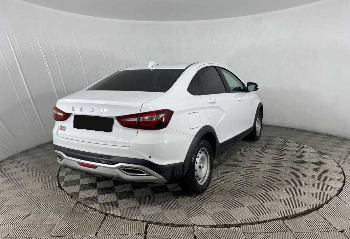 Б/У Лада (ВАЗ) Веста 2023 года. Фото: #4