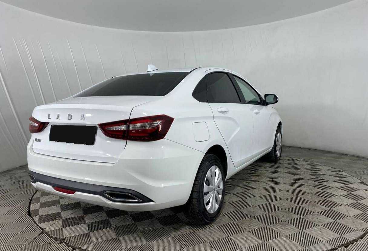 Б/У Лада (ВАЗ) Веста 2023 года. Фото: #4