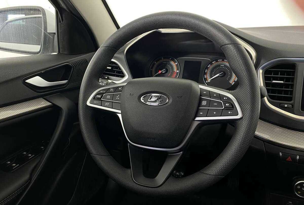 Б/У Лада (ВАЗ) Веста 2023 года. Фото: #8