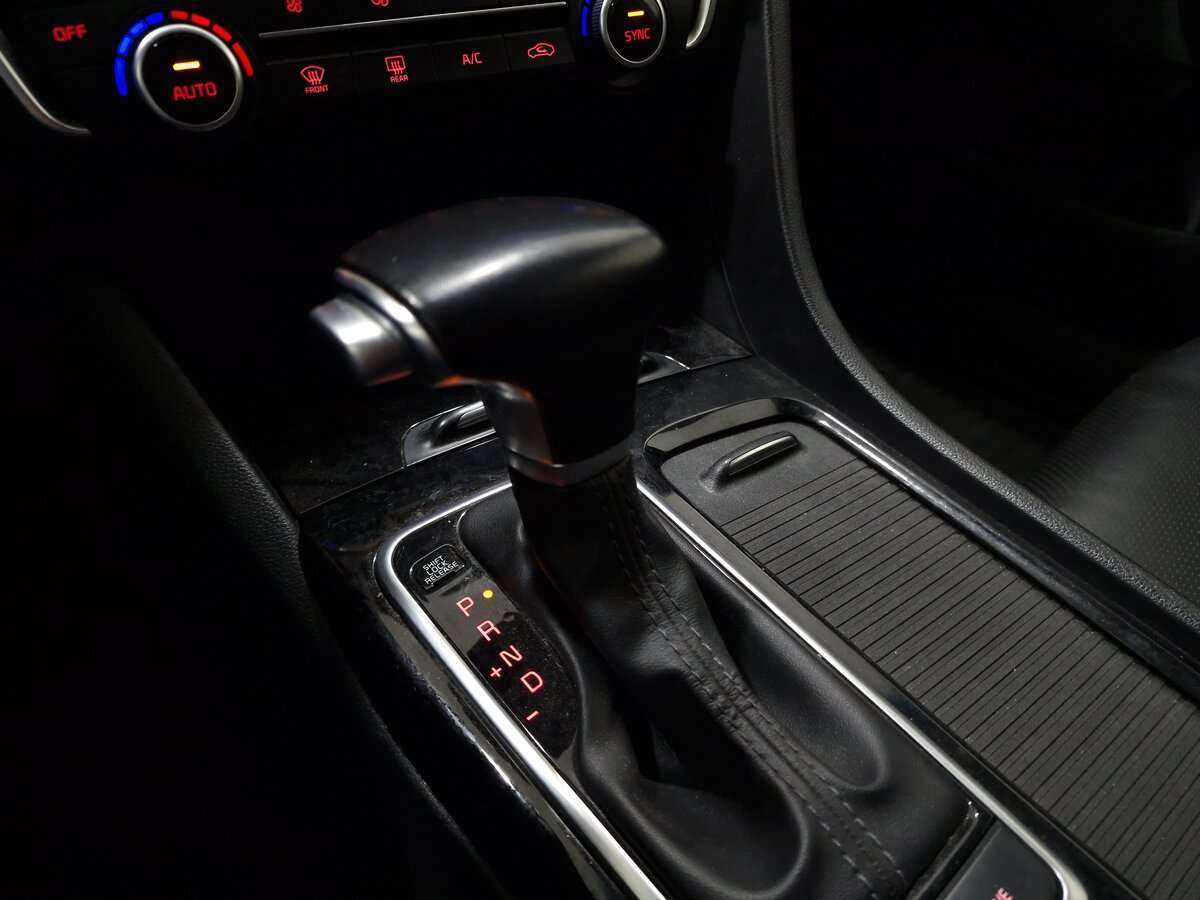 Б/У Киа Оптима 2018 года. Фото: #13