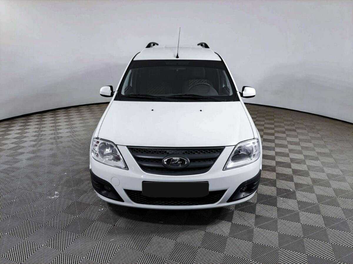 Б/У Лада (ВАЗ) Ларгус 2021 года. Фото: #1