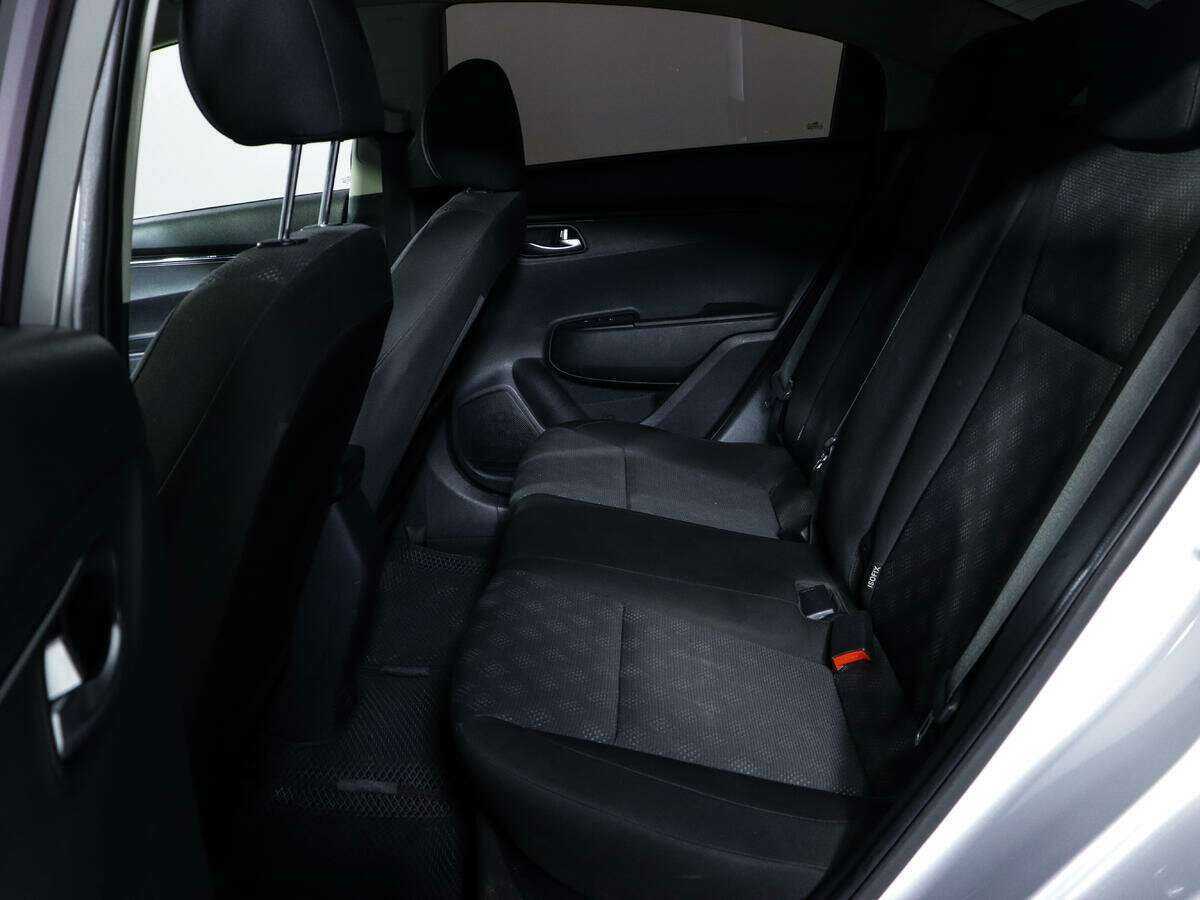 Б/У Киа Рио 2018 года. Фото: #8