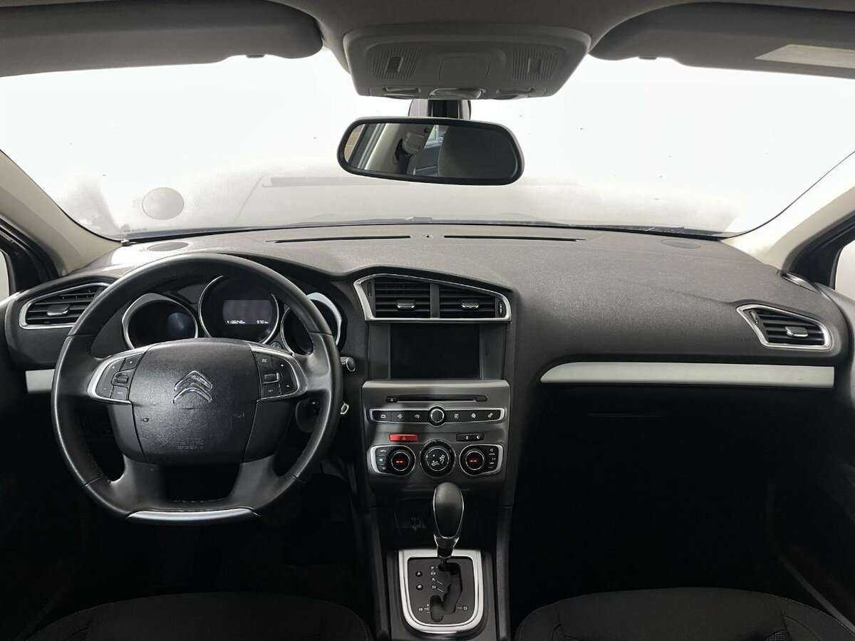 Б/У Ситроен Ц4 2015 года. Фото: #5