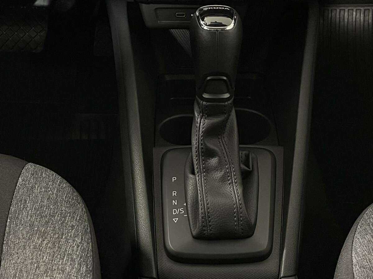 Б/У Шкода Рапид 2020 года. Фото: #12