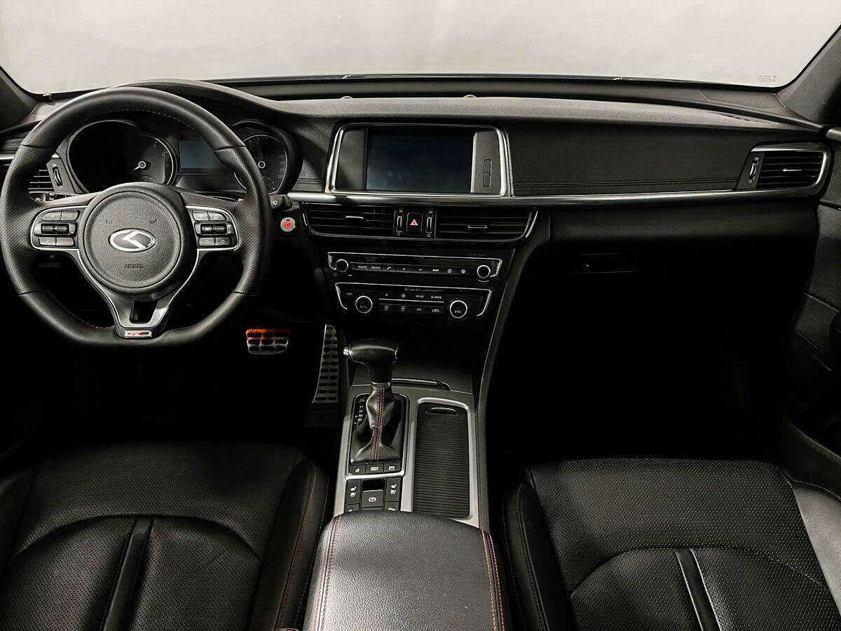 Б/У Киа Оптима 2016 года. Фото: #11