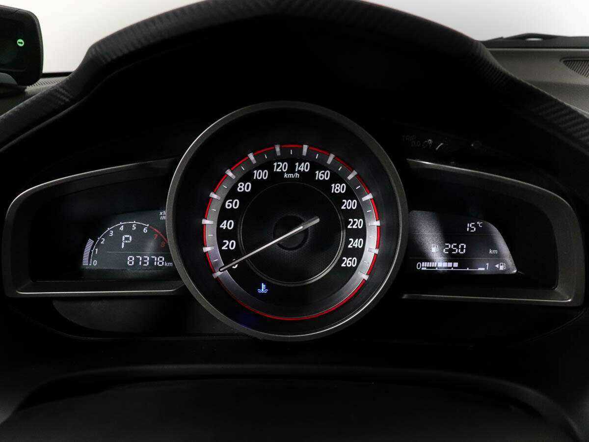 Б/У Мазда 3 2014 года. Фото: #8