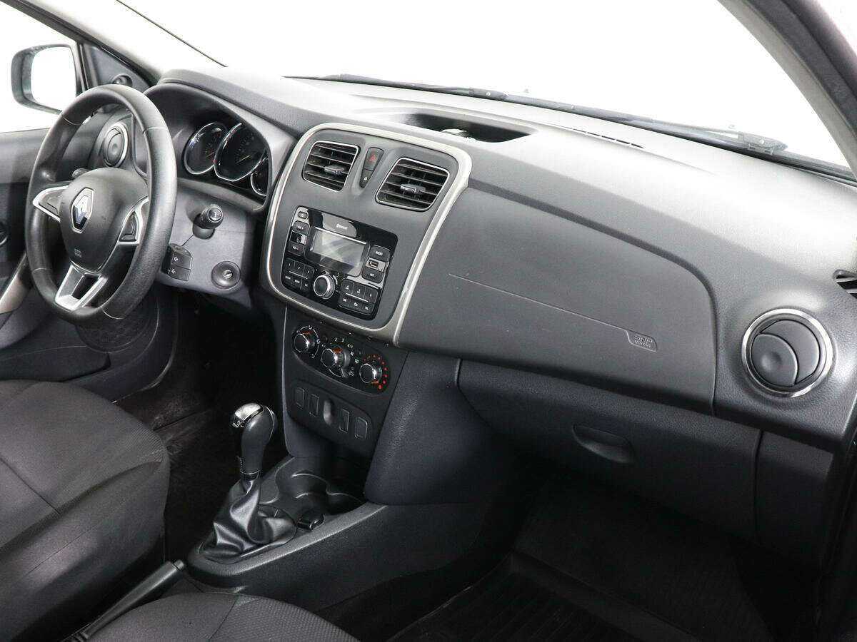 Б/У Рено Сандеро 2020 года. Фото: #9