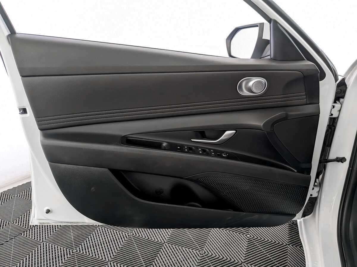 Б/У Хендай Елантра 2022 года. Фото: #18