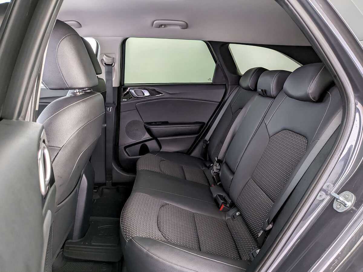 Б/У Киа Сид 2021 года. Фото: #9