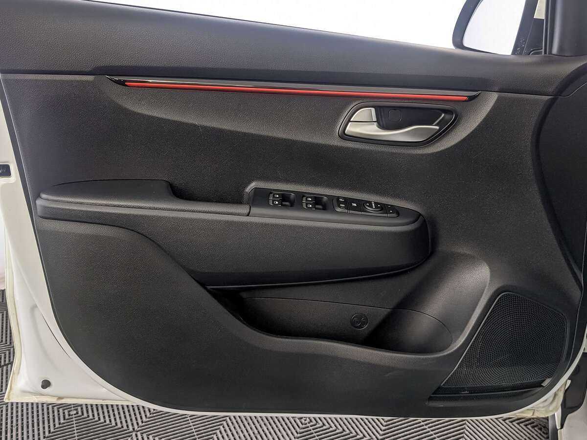 Б/У Киа Рио 2020 года. Фото: #14