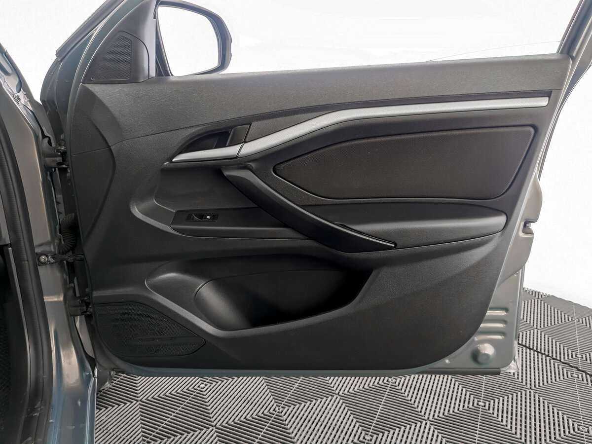 Б/У Лада (ВАЗ) Веста 2021 года. Фото: #17