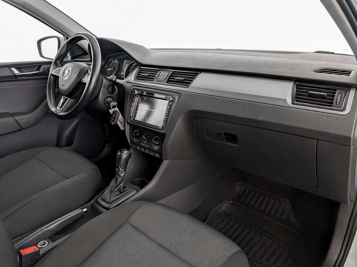 Б/У Шкода Рапид 2018 года. Фото: #8