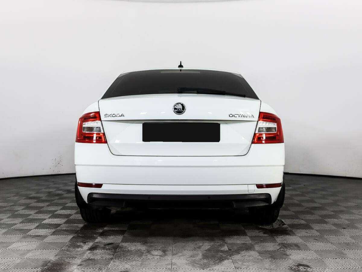 Б/У Шкода Октавия 2020 года. Фото: #5