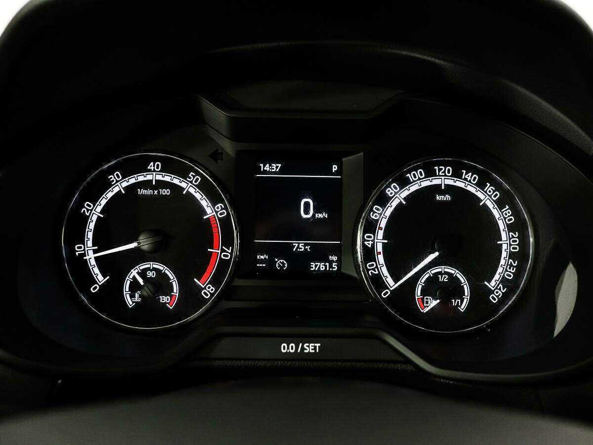 Б/У Шкода Октавия 2020 года. Фото: #10