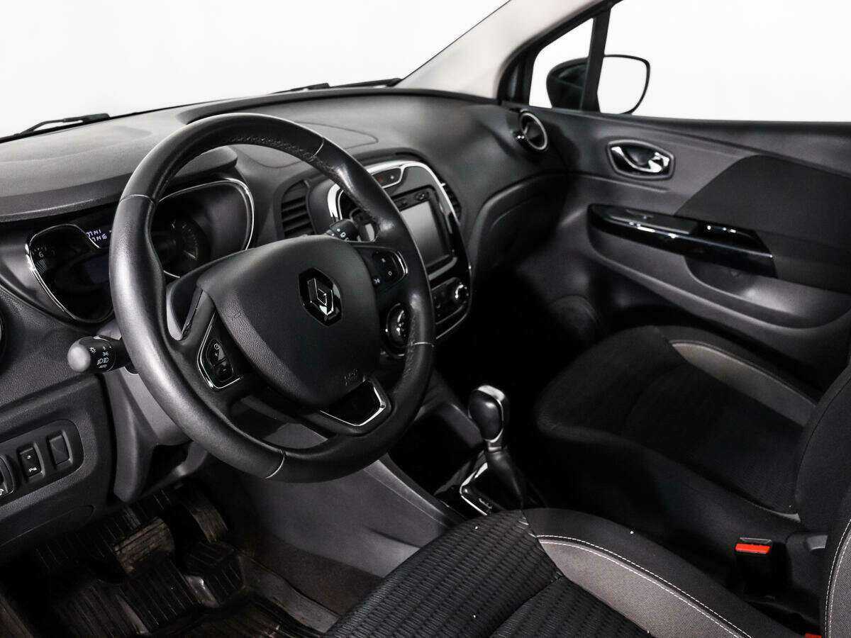 Б/У Рено Каптюр 2016 года. Фото: #8