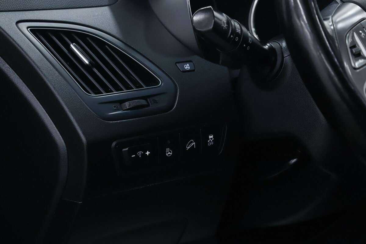 Б/У Хендай ай-икс35 2015 года. Фото: #10