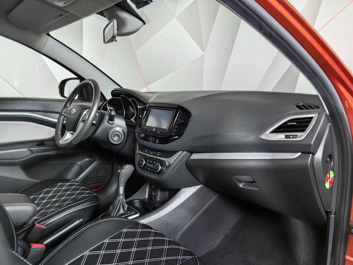 Б/У Лада (ВАЗ) Веста 2020 года. Фото: #8