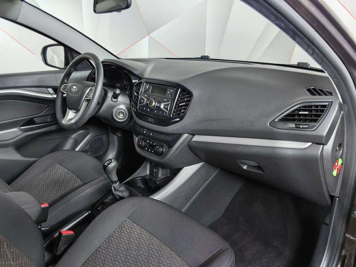 Б/У Лада (ВАЗ) Веста 2021 года. Фото: #8