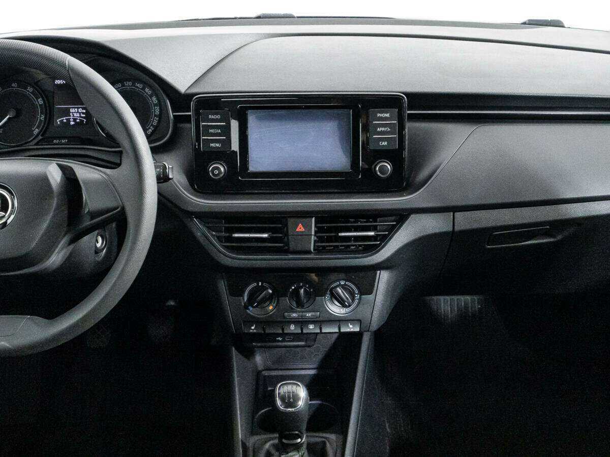 Б/У Шкода Рапид 2021 года. Фото: #13