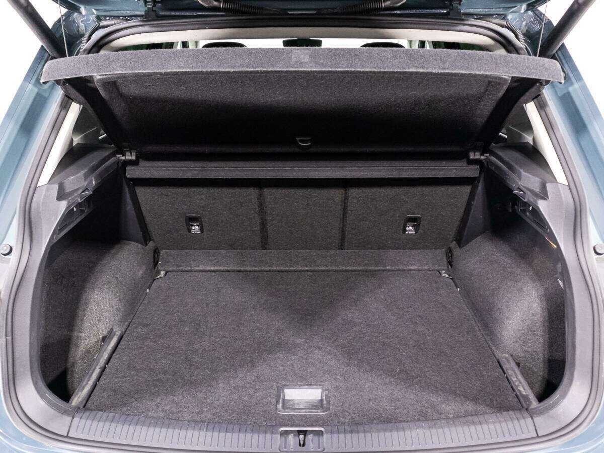 Б/У Фольксваген Тигуан 2019 года. Фото: #14