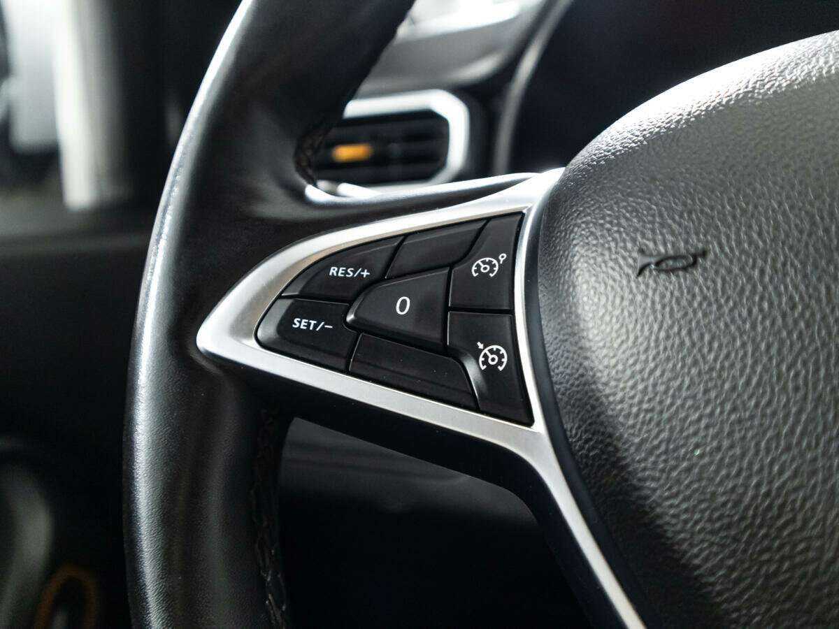 Б/У Рено Дастер 2021 года. Фото: #18