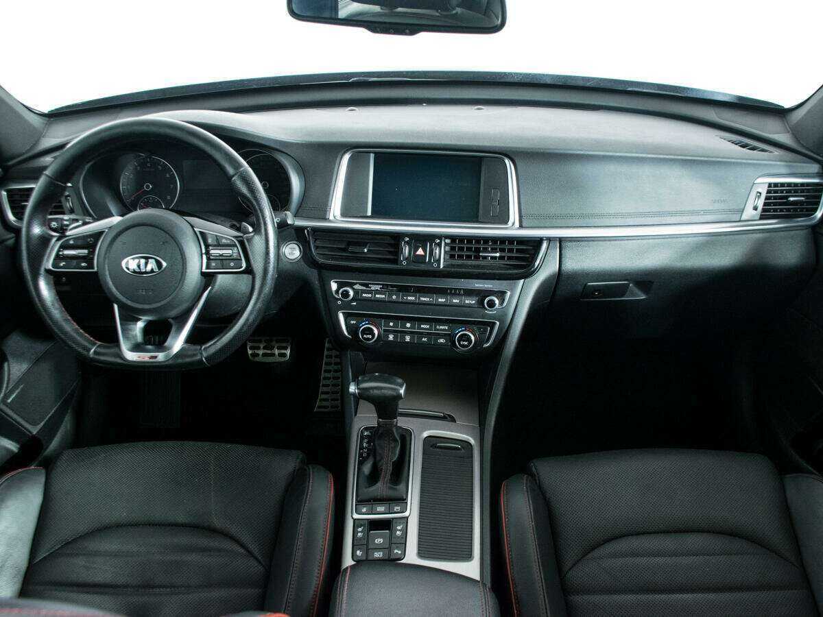 Б/У Киа Оптима 2018 года. Фото: #9