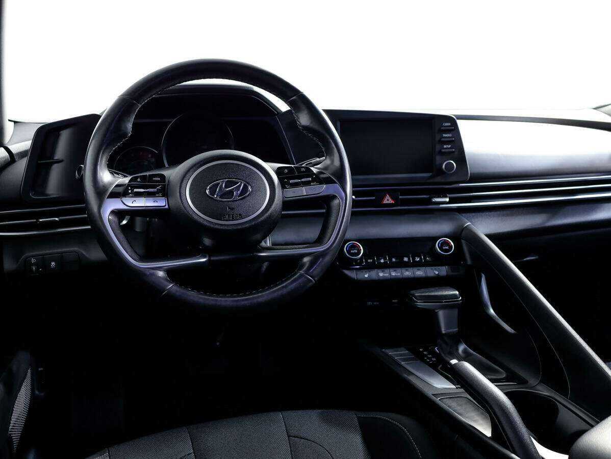 Б/У Хендай Елантра 2021 года. Фото: #12