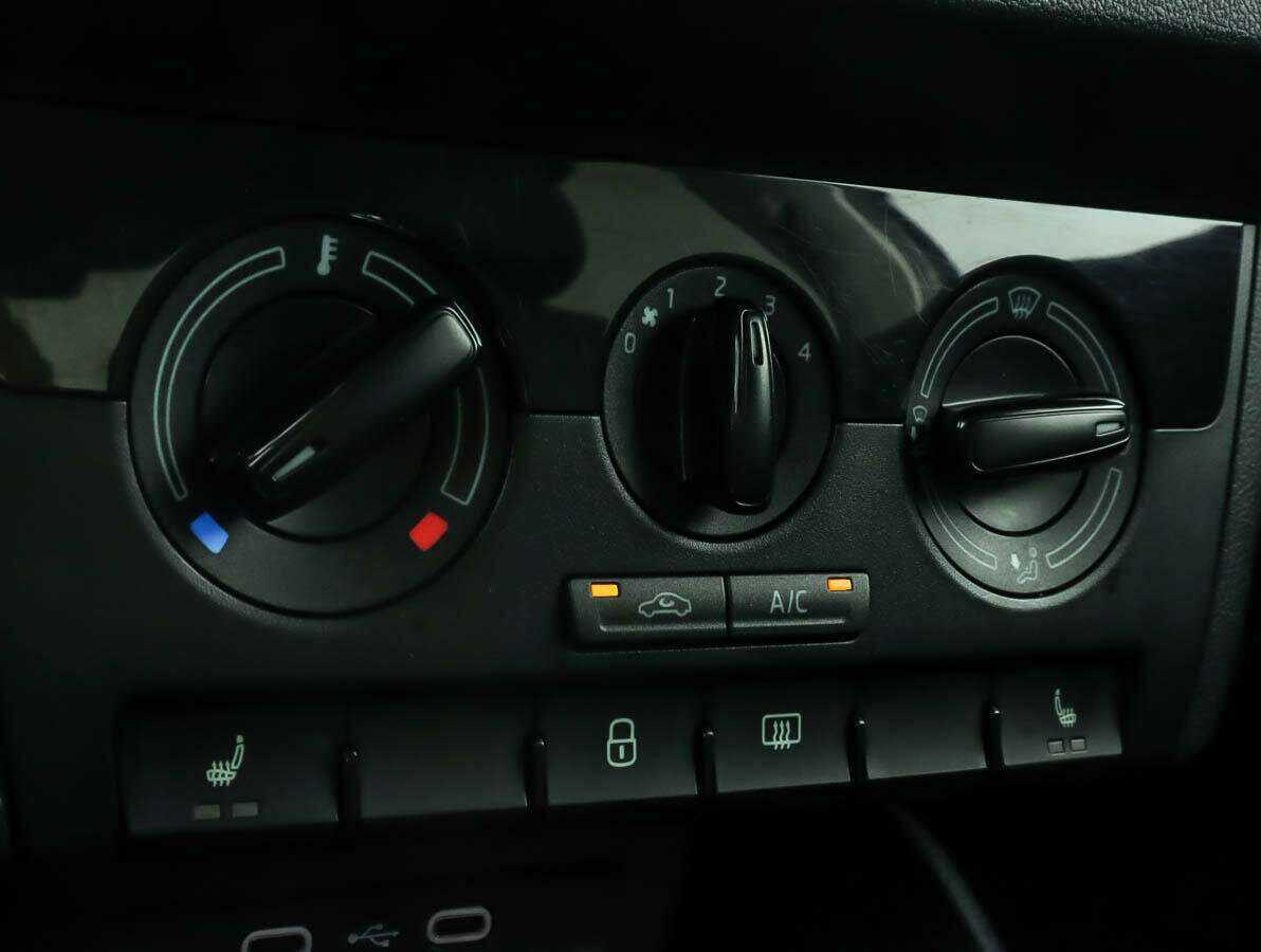 Б/У Шкода Рапид 2020 года. Фото: #11