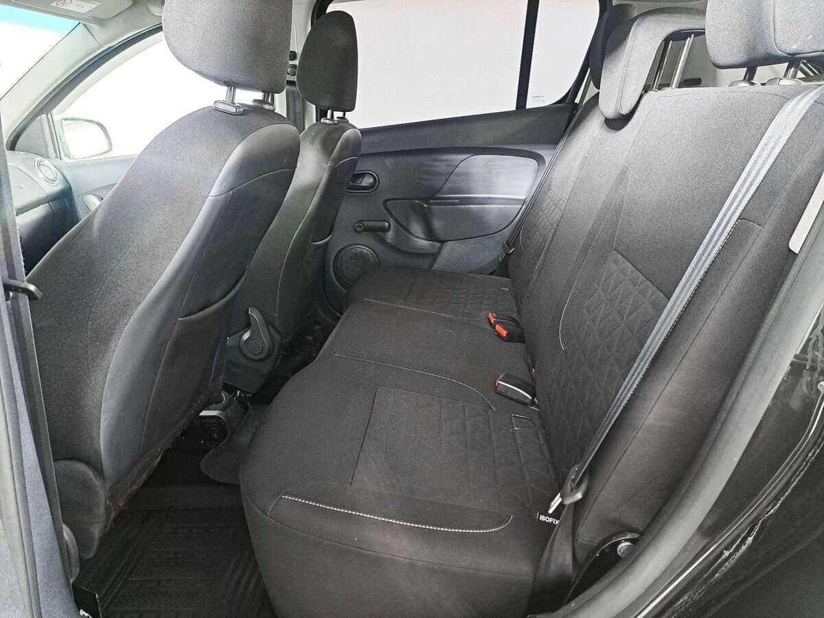 Б/У Рено Сандеро 2016 года. Фото: #8