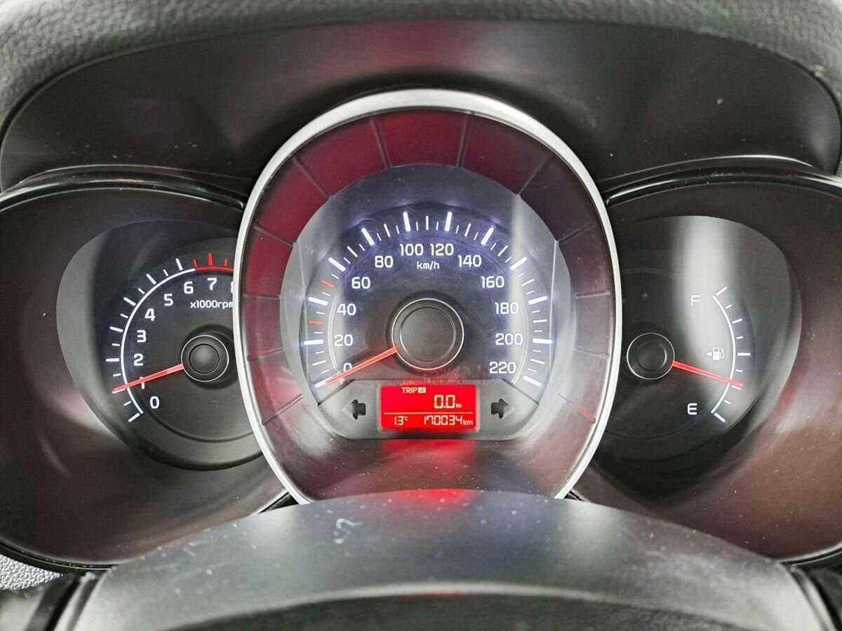 Б/У Киа Рио 2015 года. Фото: #10