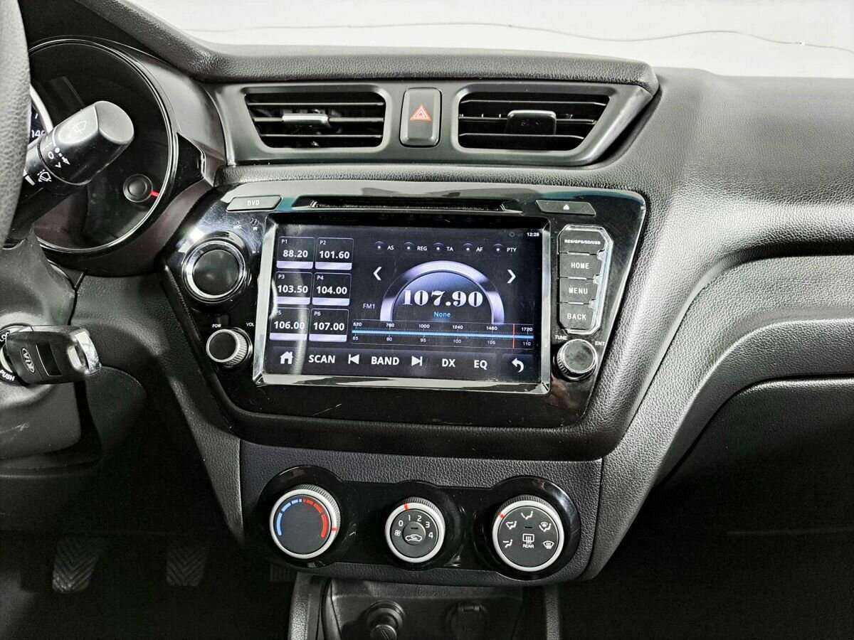 Б/У Киа Рио 2015 года. Фото: #12