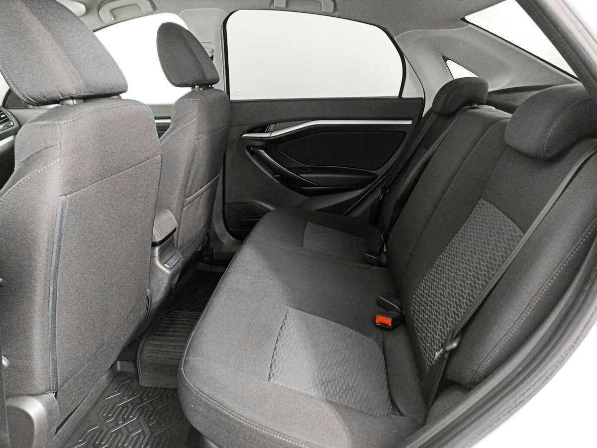 Б/У Лада (ВАЗ) Веста 2020 года. Фото: #9