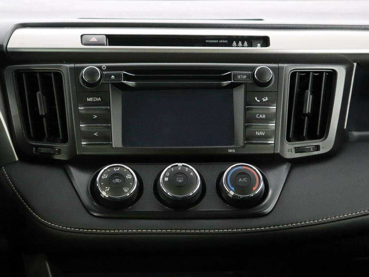 Б/У Тойота Рав4 2016 года. Фото: #11