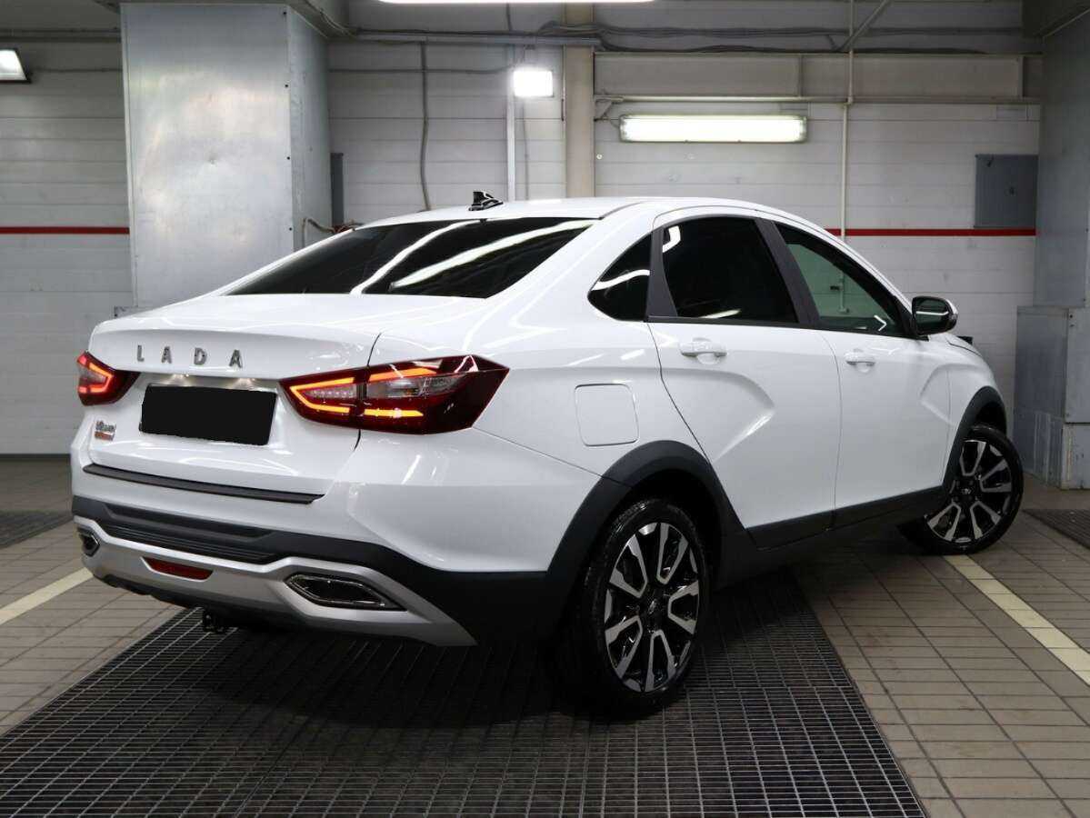 Б/У Лада (ВАЗ) Веста 2023 года. Фото: #3