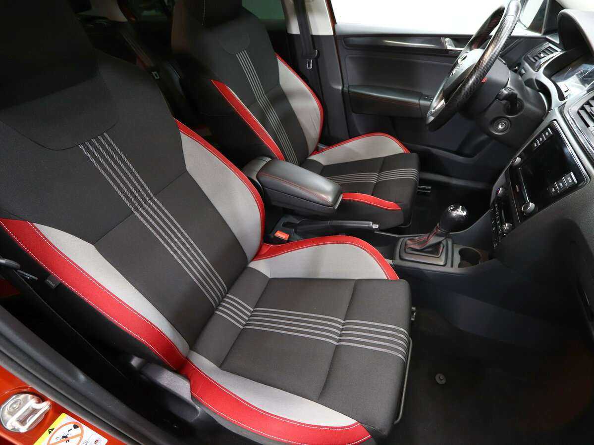 Б/У Шкода Рапид 2018 года. Фото: #14