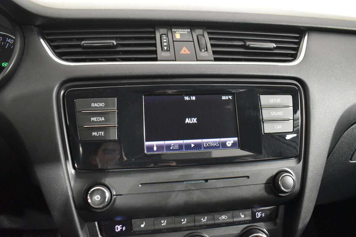 Б/У Шкода Октавия 2014 года. Фото: #21