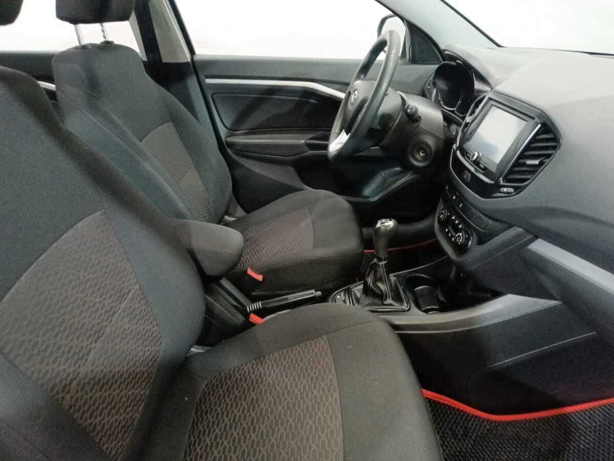 Б/У Лада (ВАЗ) Веста 2019 года. Фото: #9