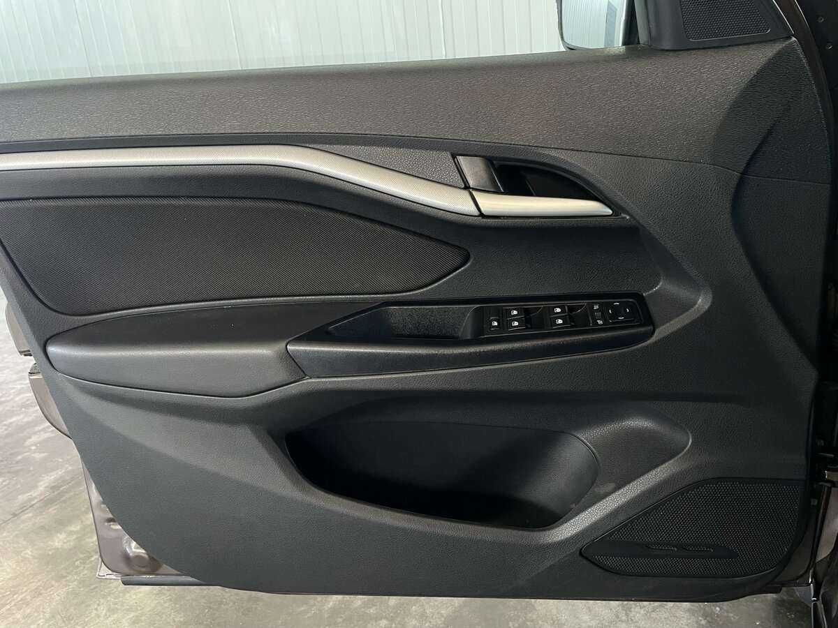 Б/У Лада (ВАЗ) Веста 2018 года. Фото: #18