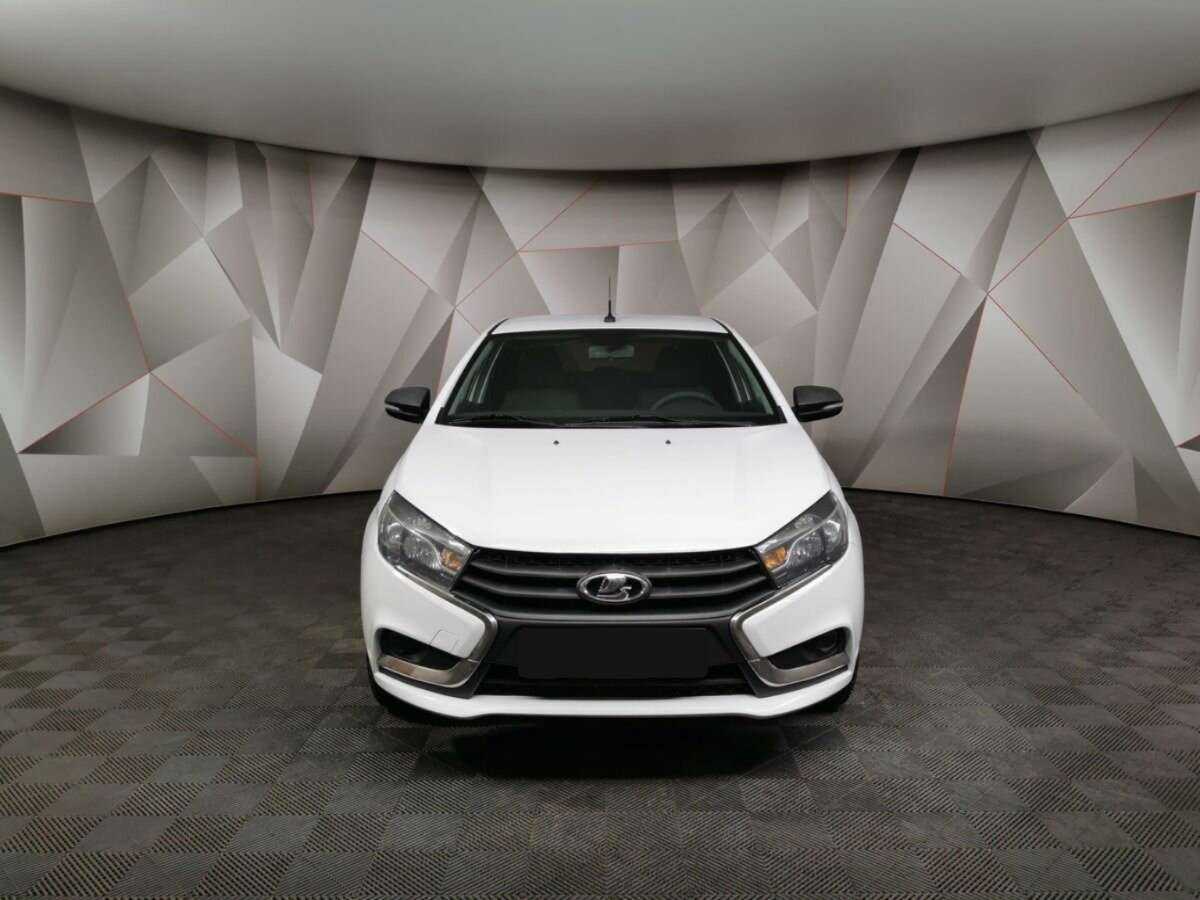 Б/У Лада (ВАЗ) Веста 2017 года. Фото: #6