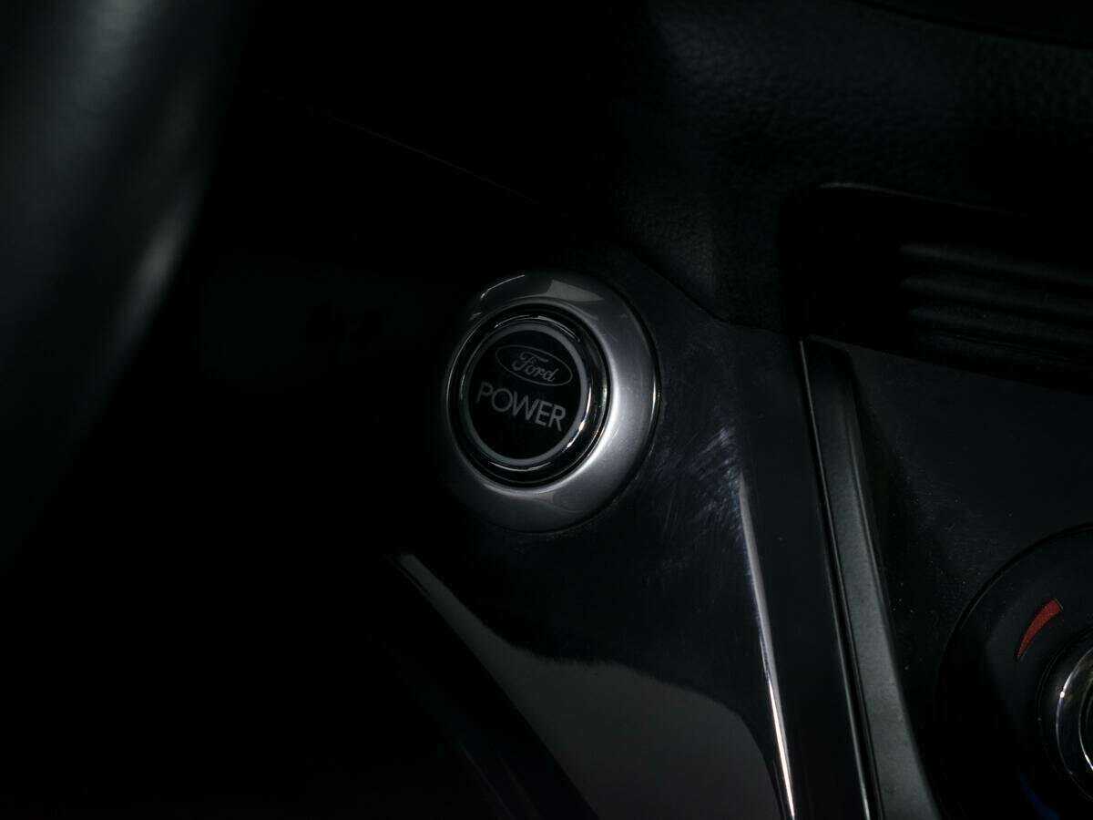 Б/У Форд Куга 2013 года. Фото: #13